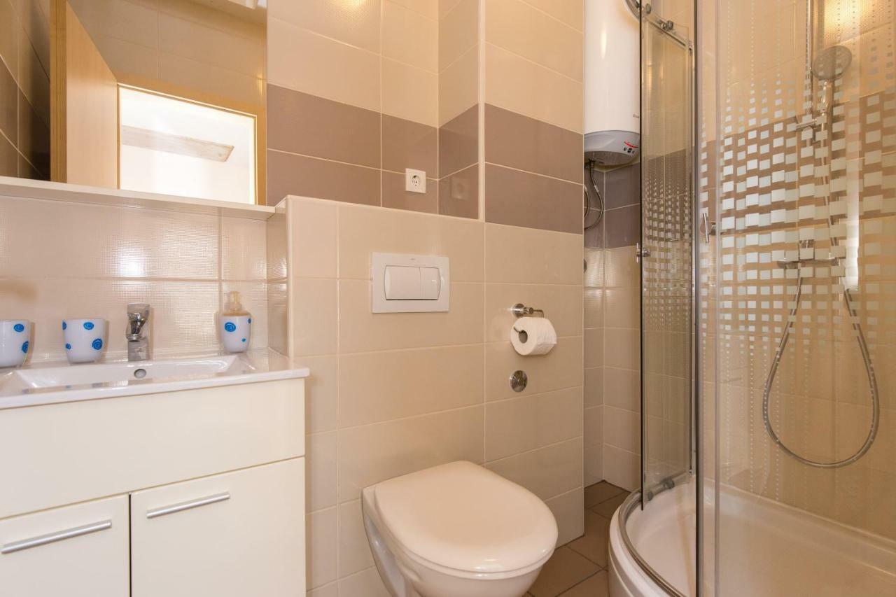 Apartments Marta Крк Екстер'єр фото