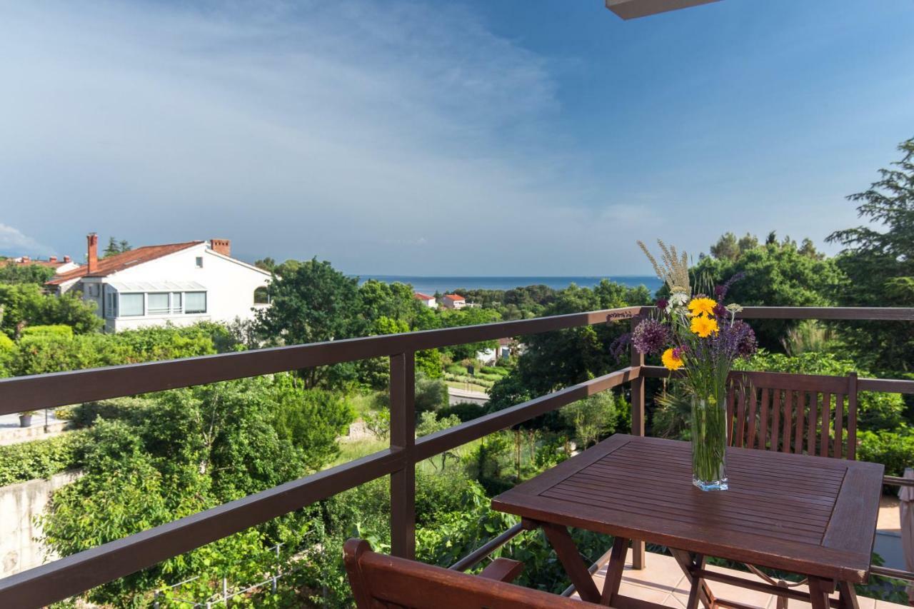 Apartments Marta Крк Екстер'єр фото