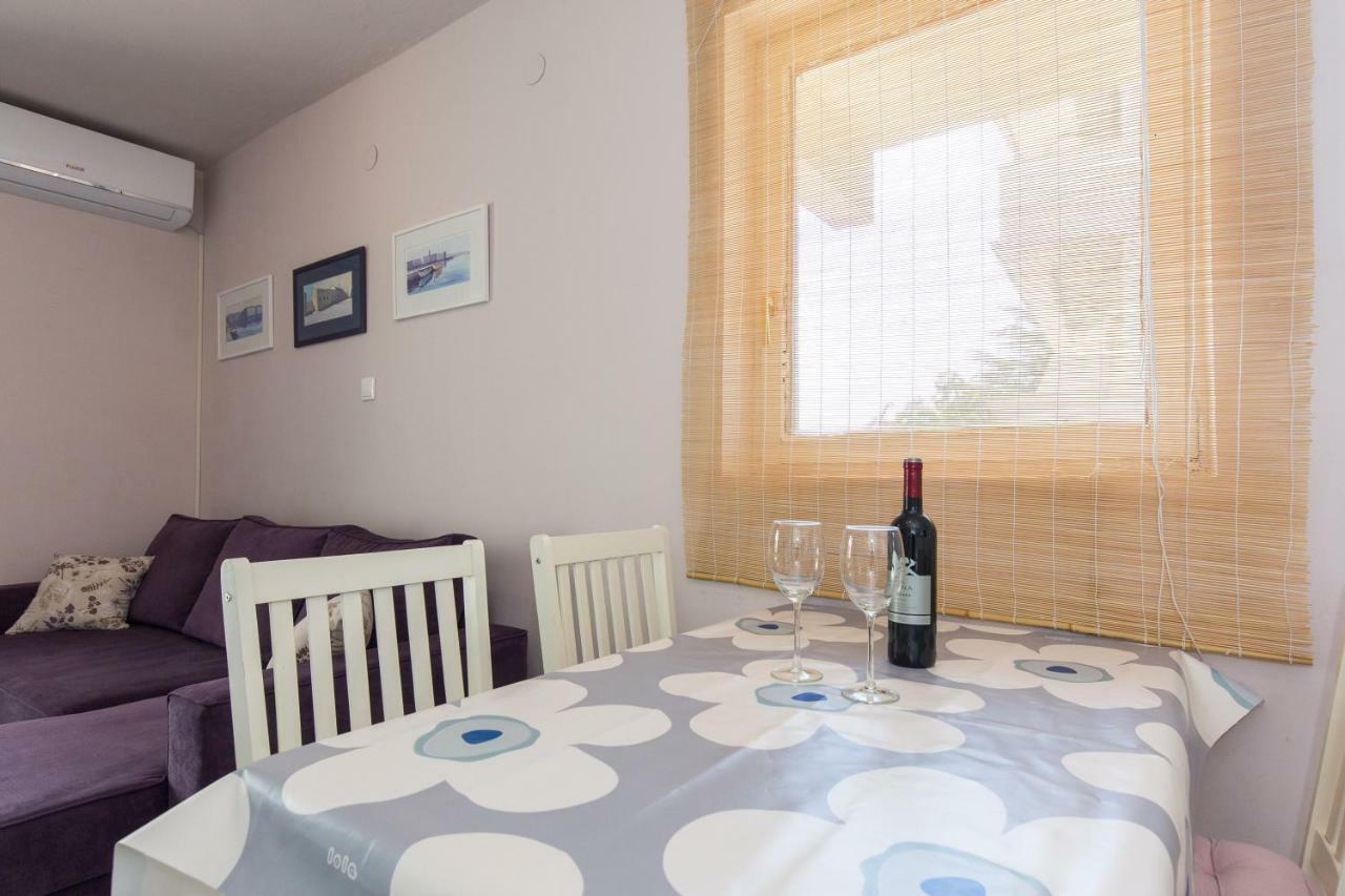 Apartments Marta Крк Екстер'єр фото